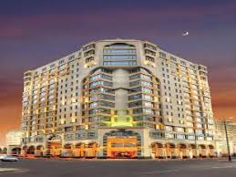 Leader Al Muna Kareem